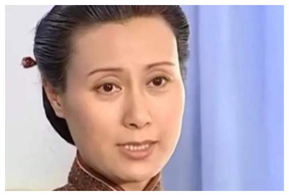 八佰配角演员徐幸谁能想到她是19年前的傅文佩呢