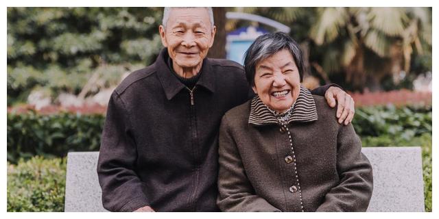 一位八旬老人的忠告:想要老有所依,安度晚年请记住这4点