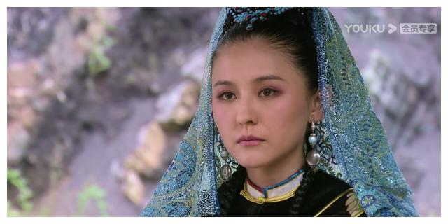 甄嬛传驯马女出身的叶澜依为什么敢怼天怼地无视皇帝