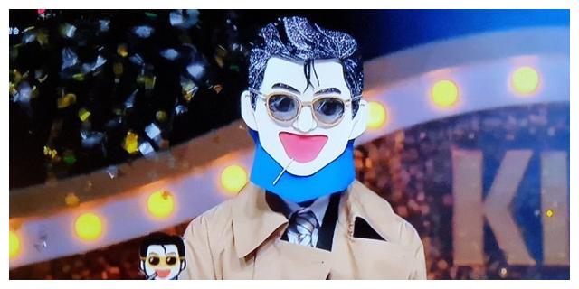 周润发是战胜121代歌王苏灿辉夺得歌王称号蒙面歌王周润发,从今开始