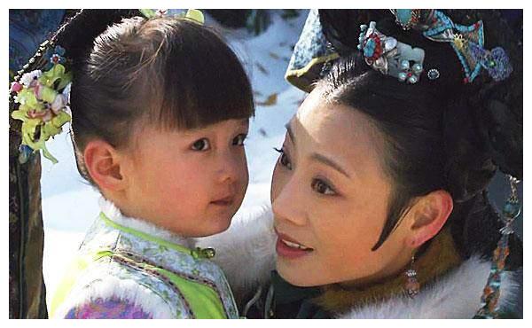 甄嬛传里端妃为啥有底气算计华妃人生的选择就那几步很关键