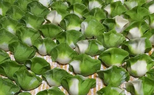 翡翠白菜饺子皮怎么做