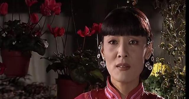 大宅门白亚萍在白家地位为何这么低亲生父亲都没给她好脸色