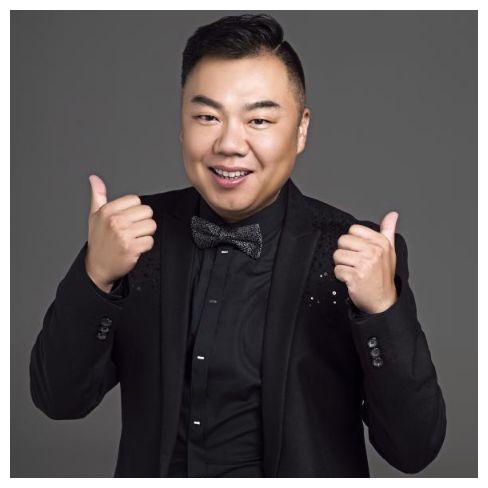 因武林外传而走红差点因癌症变哑巴本是胖子却暴瘦几十斤