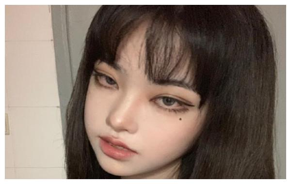 富江又要改编真人版了大家看看女主对比coser们感觉如何