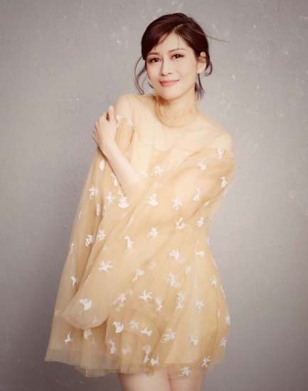 美女主持人沈星美照_高清图集_新浪网