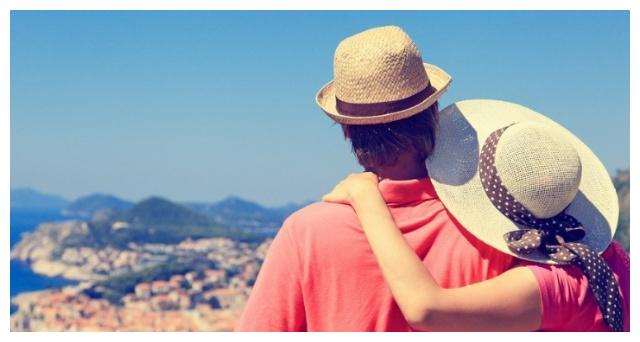 男人放不下女人的一些行为，占一条都说明他还深深爱着你，错不了休闲区蓝鸢梦想 - Www.slyday.coM