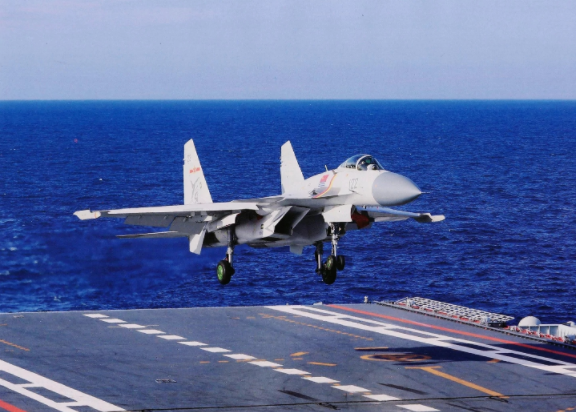 中国歼15飞鲨战机