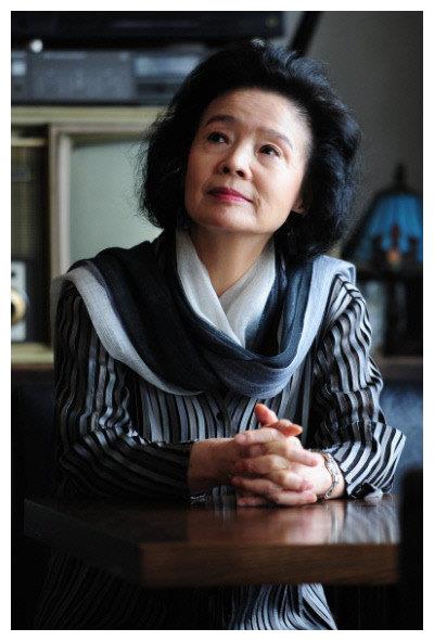 韩国演员尹静姬因老年痴呆被遗弃