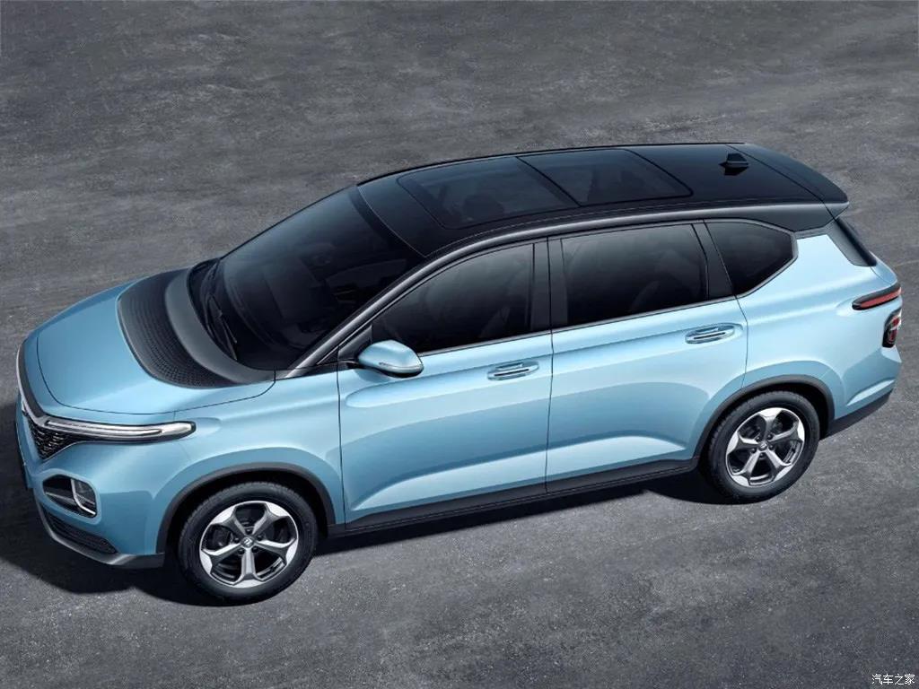 二胎家庭10万元就能拿下的“正经”MPV：RM-5/宋MAX二选一