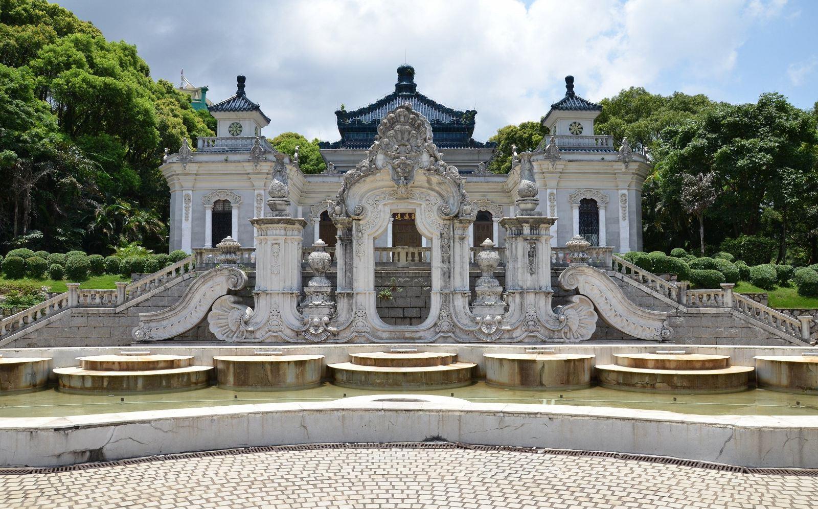 广东一处以北京圆明园为原稿打造的建筑群,被打造成4a级景区