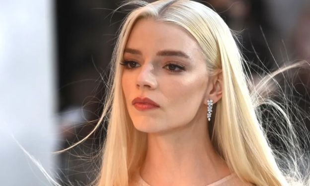 安雅泰勒乔伊出席新片《北欧人》首映礼休闲区蓝鸢梦想 - Www.slyday.coM 安雅泰勒乔伊出席新片《北欧人》首映礼休闲区蓝鸢梦想 - Www.slyday.coM