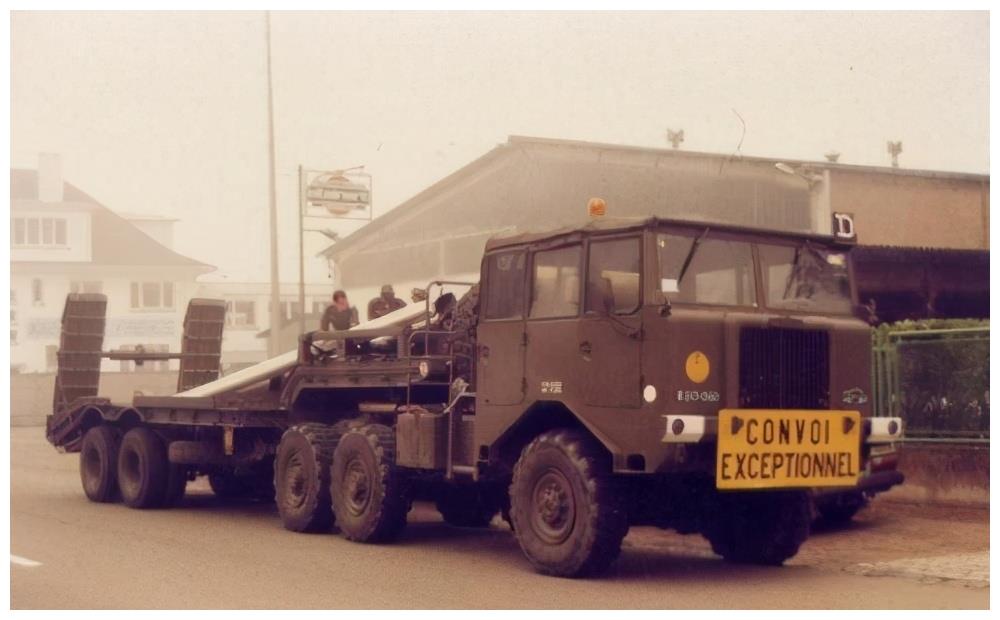 护国神车:新中国第一台重型军卡,红岩cq260的战斗故事__财经头条