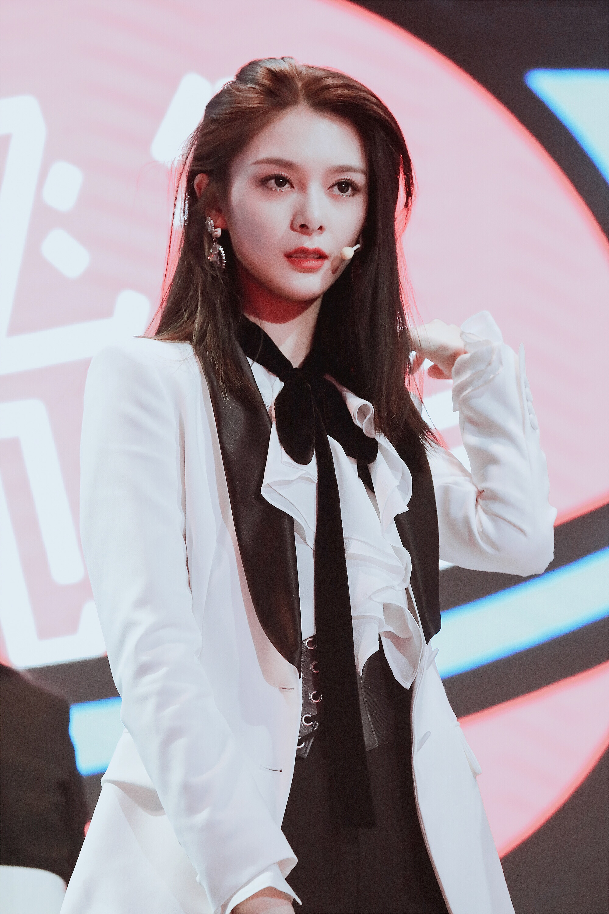 女星傅菁:清纯靓丽,楚楚动人!__财经头条