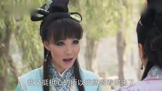 活佛济公:陆母在街上走碰到绿姬,妖怪告诉她被人跟踪了