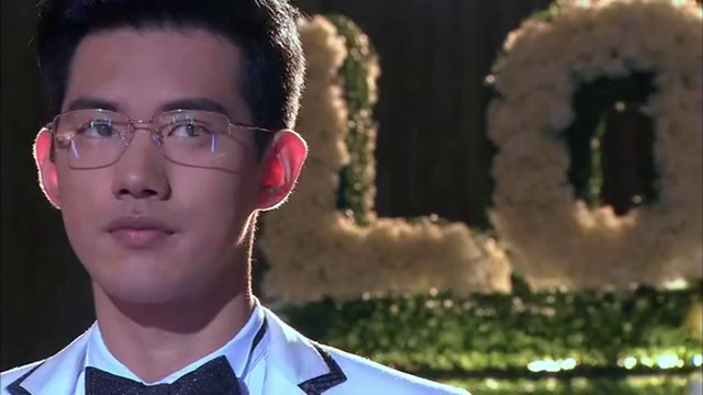 盛夏晚晴天:莫凌天当众悔婚让众人吃惊不已,心机女暗自高兴