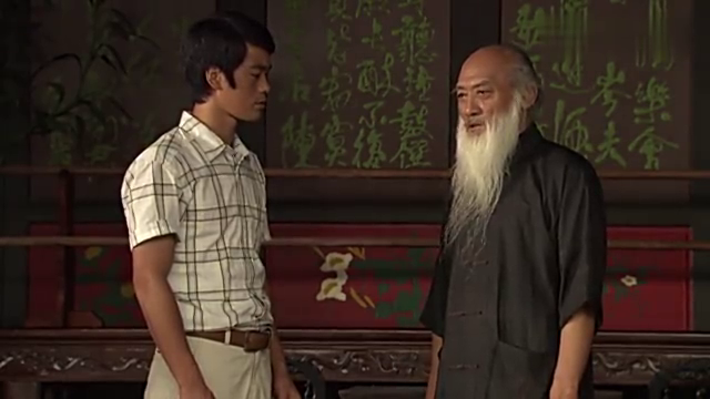 李小龙传奇:叶问让李小龙用挨打的方式赢戴维,小龙不愿意