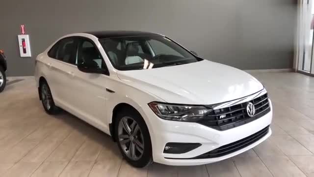 新车到店,2020款大众速腾r-line版,了