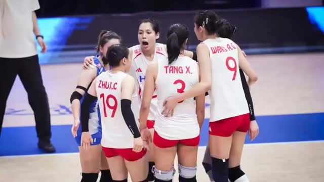 不是龚翔宇唐欣！塞尔维亚主帅夸赞中国女排一人，她是中国女排
