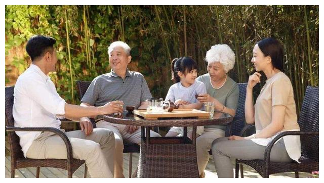 老年生子会幸福吗60岁生双胞胎的盛海琳现如今生活心酸无奈