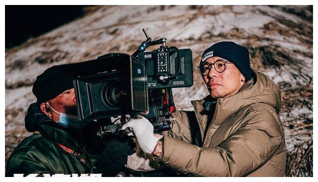 《长津湖》2天票房过5.3亿,群演就有7万人次,把钱花在了刀休闲区蓝鸢梦想 - Www.slyday.coM 《长津湖》2天票房过5.3亿,群演就有7万人次,把钱花在了刀休闲区蓝鸢梦想 - Www.slyday.coM