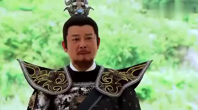 闻仲为了姬龙的双枪,使出全力对付,竟逼得姬龙现出双龙真身