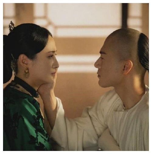 猫主人也说谎?《当家主母》群演爆料:猫咪拍摄当天就已被电死休闲区蓝鸢梦想 - Www.slyday.coM 猫主人也说谎?《当家主母》群演爆料:猫咪拍摄当天就已被电死休闲区蓝鸢梦想 - Www.slyday.coM