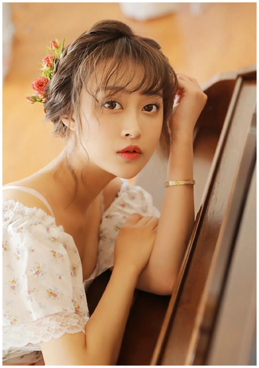 25岁孙侨潞饮酒去世演过小魔仙同桌酒友喝酒不要命