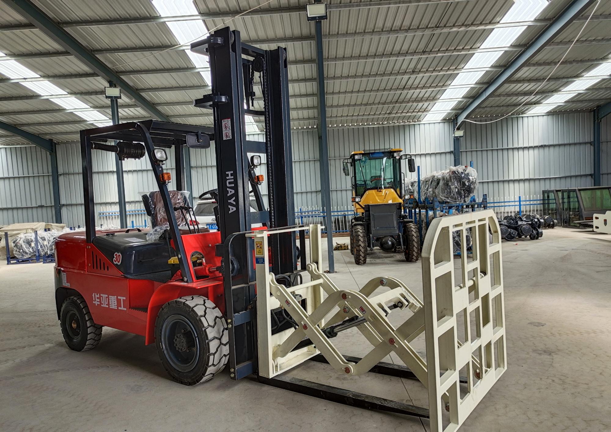 华亚重工叉车推出器新亮点