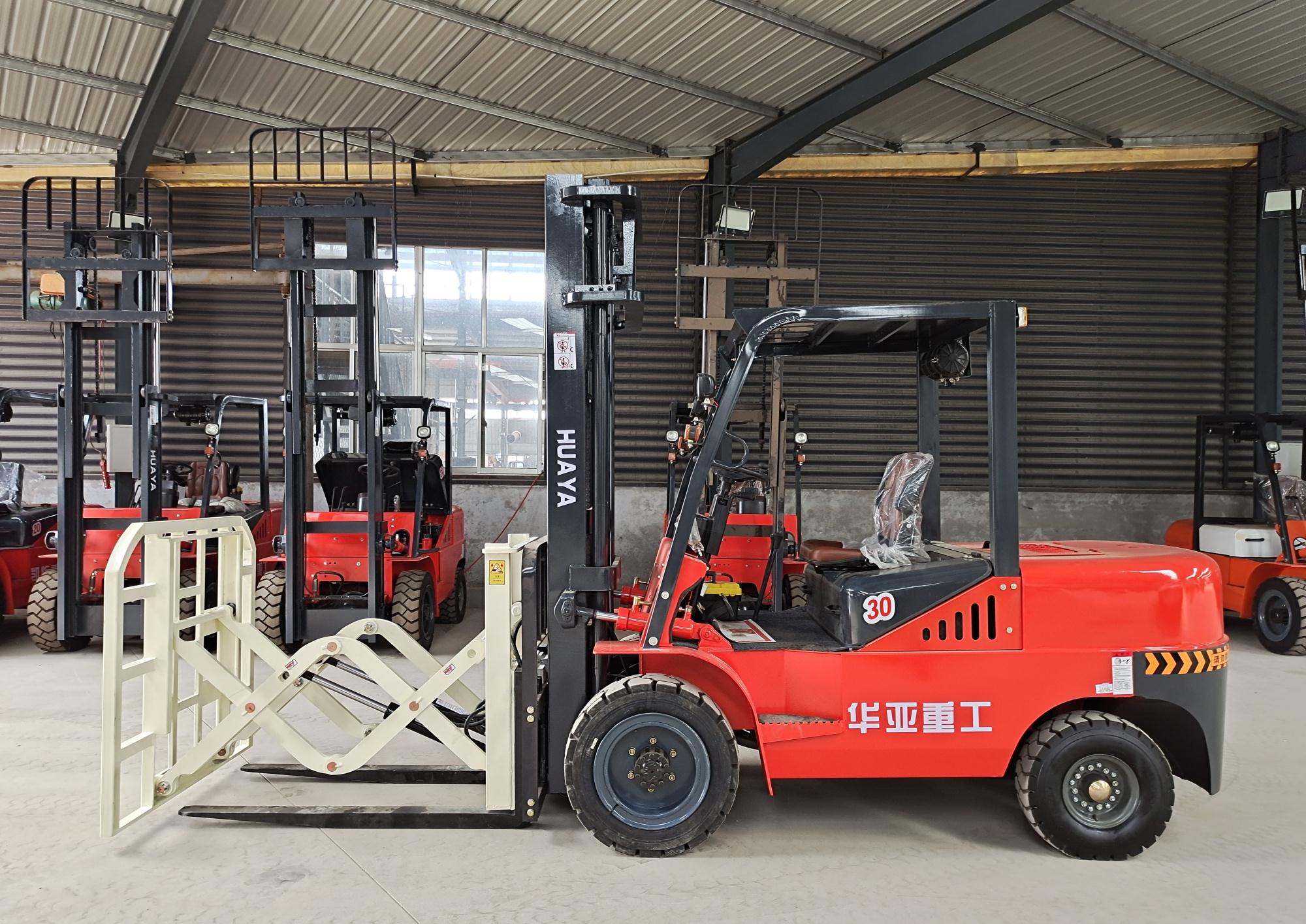 华亚重工叉车推出器新亮点