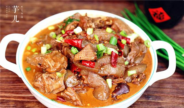 魔芋啤酒鸭最好吃的家常做法,香辣入味还不腥,美味下饭又下酒!