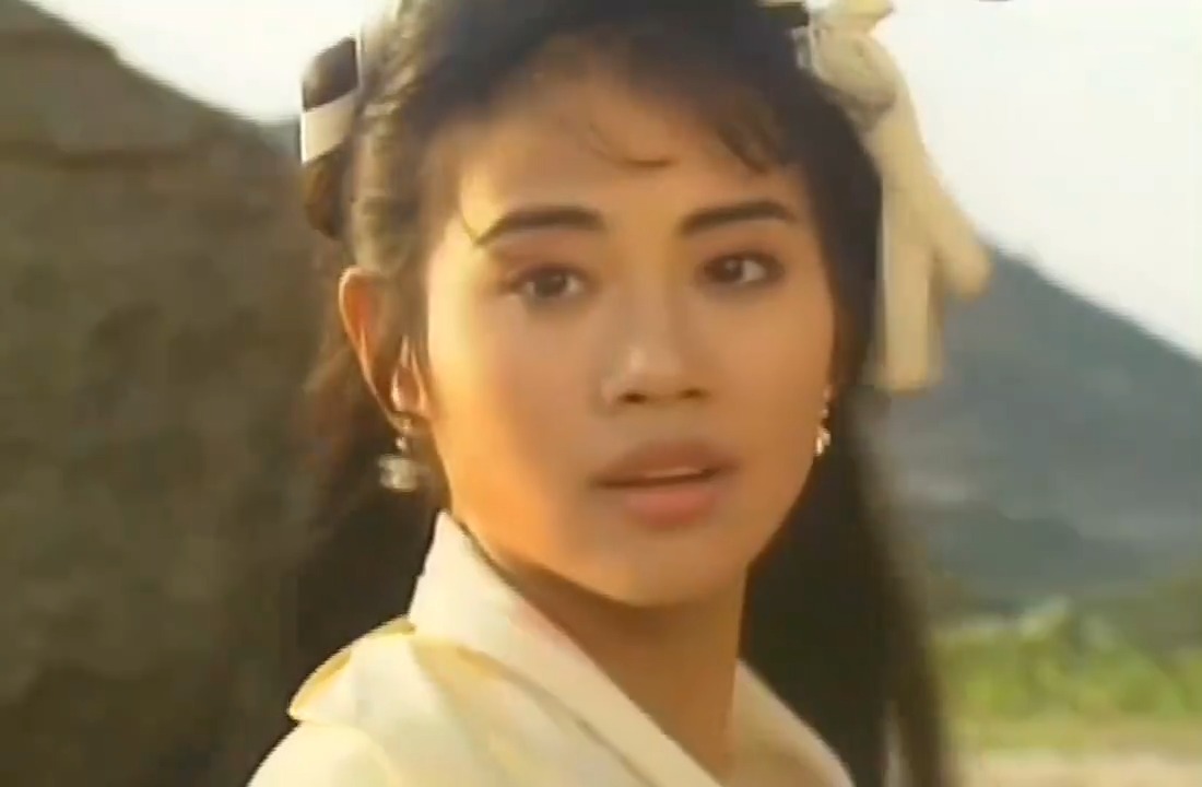 再听陈松伶老歌《凄凄烟雨》，满满的回忆，剧中郑伊健演绎很成功