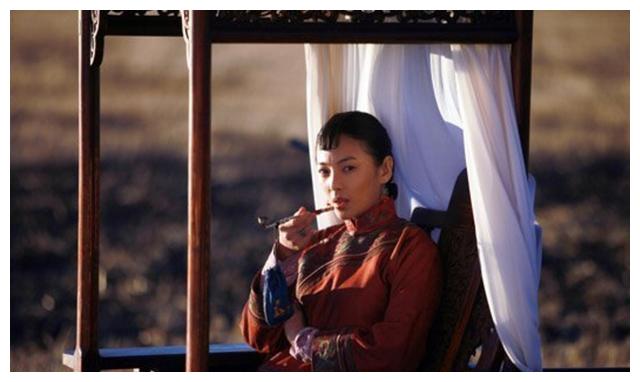 白鹿原张雨绮饰演田小娥一举一动间无不显露着性感与暧昧