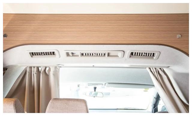 包牌价18万的金杯大海狮房车，3张床能住4口人汽油动力，真心实惠