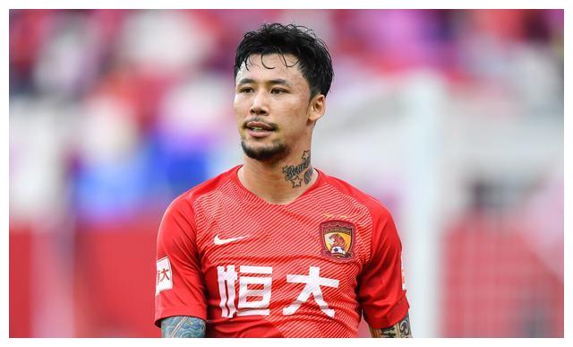 幸好一人表现神勇,避免恒大丢球|张琳芃|刘殿座|梅方_新浪新闻