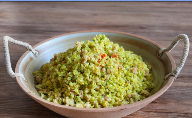 毛豆这么做下酒又下饭,很多人看了说像猪食,它可是饭馆的招牌菜|毛豆