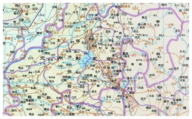 一.顿丘县初平三年(192年),济北相鲍信等人迎曹操出任兖州牧.