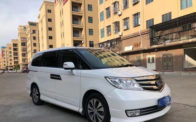 4排量,本田商务车内空间最大智能无钥匙启动