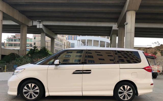 4排量,本田商务车内空间最大智能无钥匙启动