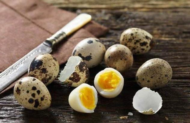 煮鹌鹑蛋应该凉水下锅,还是开水下锅?很多人不懂,煮的都是烂的休闲区蓝鸢梦想 - Www.slyday.coM 煮鹌鹑蛋应该凉水下锅,还是开水下锅?很多人不懂,煮的都是烂的休闲区蓝鸢梦想 - Www.slyday.coM