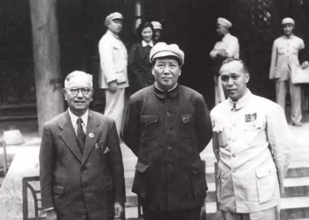 70张老照片回顾1949年开国大典前后的历史画面,部分照片首次公开