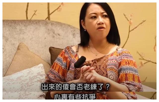 谈及多次扮演"傻姑",陈安莹坦言自己曾一度对这个角色心生抗拒,且担心