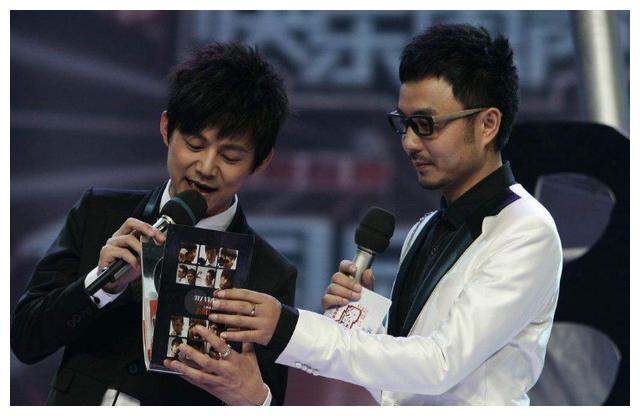 他是汪涵最不愿提起的人,和小19岁杨乐乐同居3年,今61岁成这样