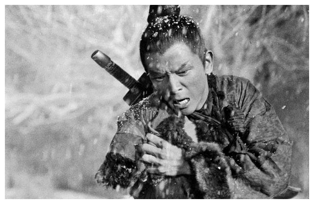 《独臂刀》不仅让王羽成为一代巨星,也奠定了张彻在邵氏的地位.