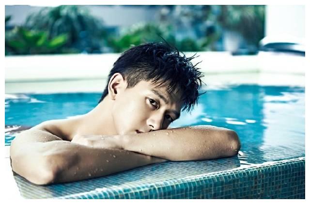 心空预警!李现肌肉大赏