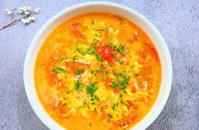 做番茄鸡蛋汤时,番茄直接煮是大错特错,多加1步,汤更浓更有味|番茄|鸡