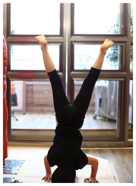 明星上节目也不容易 汪苏泷参加新综艺要带娃急忙在线求助休闲区蓝鸢梦想 - Www.slyday.coM 明星上节目也不容易 汪苏泷参加新综艺要带娃急忙在线求助休闲区蓝鸢梦想 - Www.slyday.coM