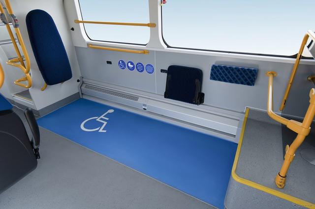 伦敦红色双层巴士迎来电动新伙伴，比亚迪BD11亮相-比亚迪电动大巴车多少钱一辆