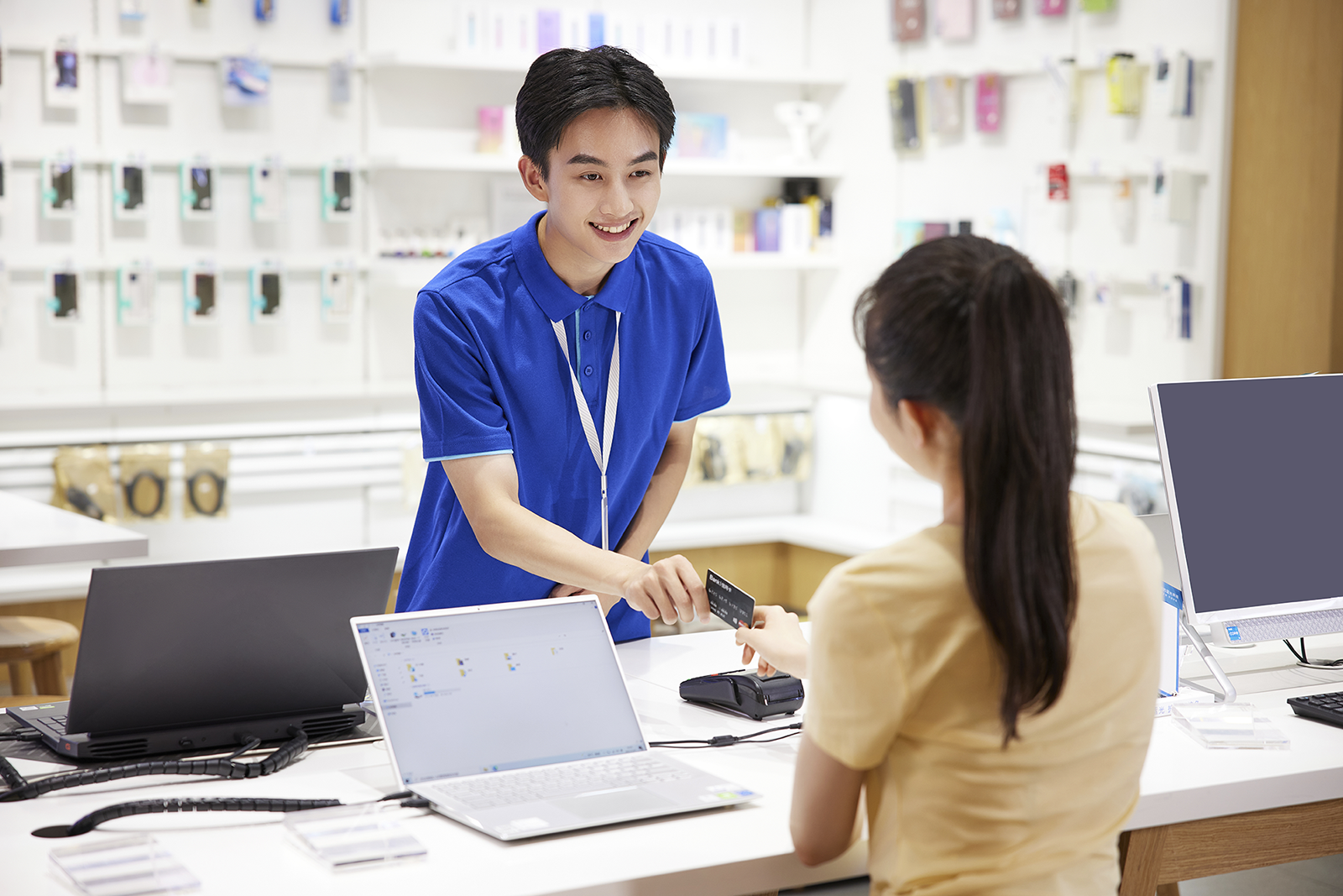 专家深度解析：揭秘城中村那些小按摩店的真相｜实测体验与避坑全攻略🔥