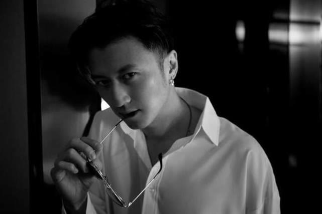 谢霆锋放弃<a href=